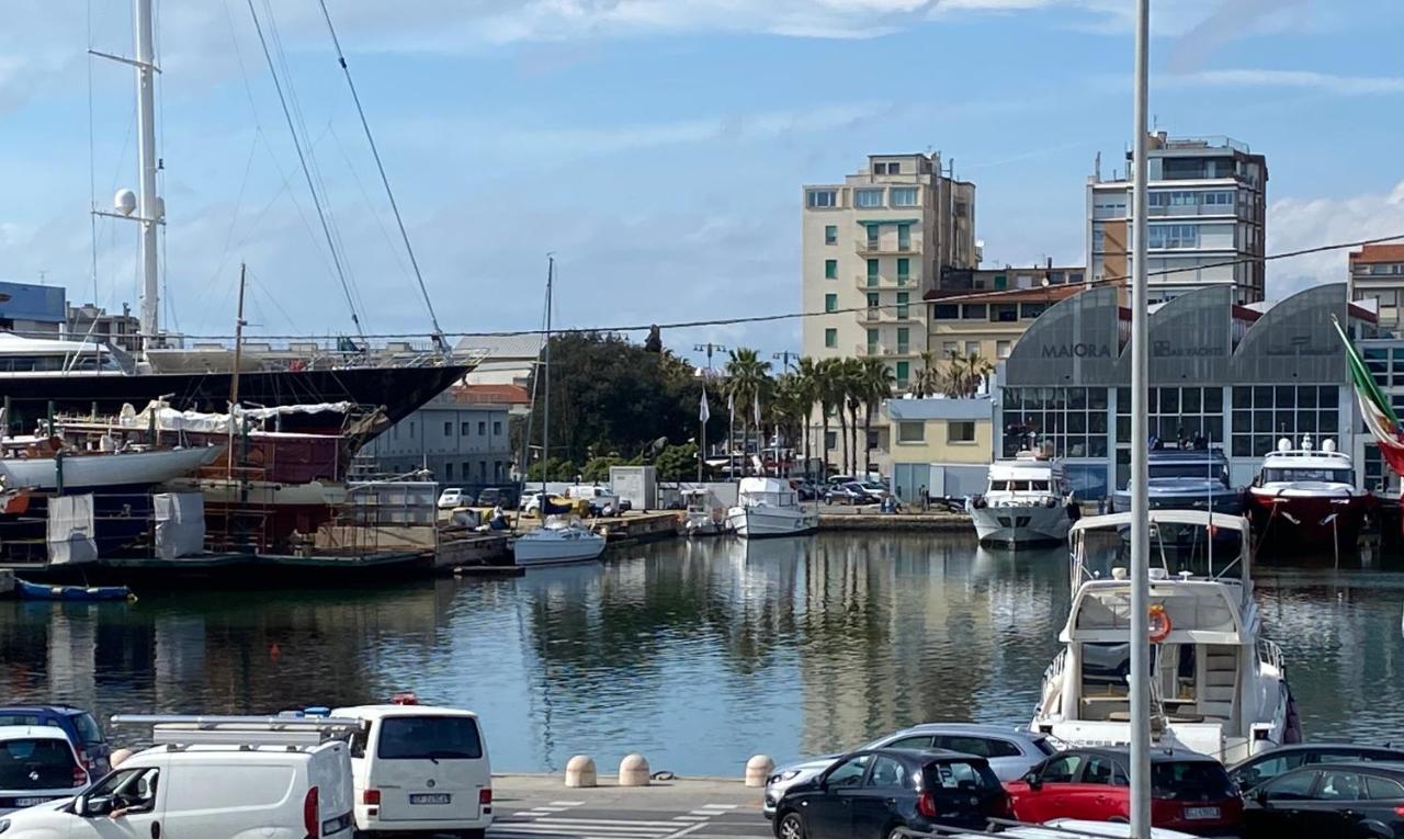 Villa Valentina Versilia Viareggio Buitenkant foto