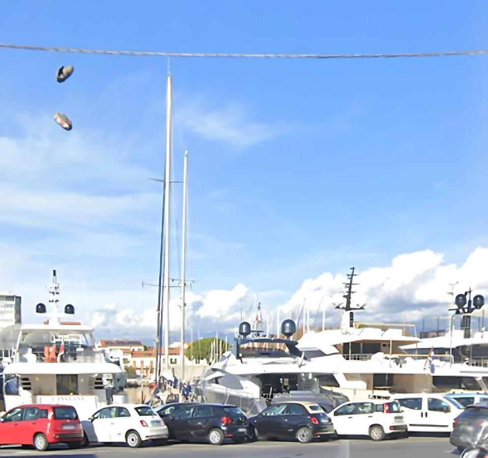 Villa Valentina Versilia Viareggio Buitenkant foto